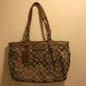 Coach Signature Shoulder Bag